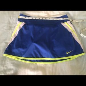 Nike tennis skirt